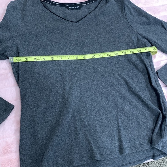 Ellen Tracy Gray Long Sleeve V Neck Tee - Picture 4 of 8